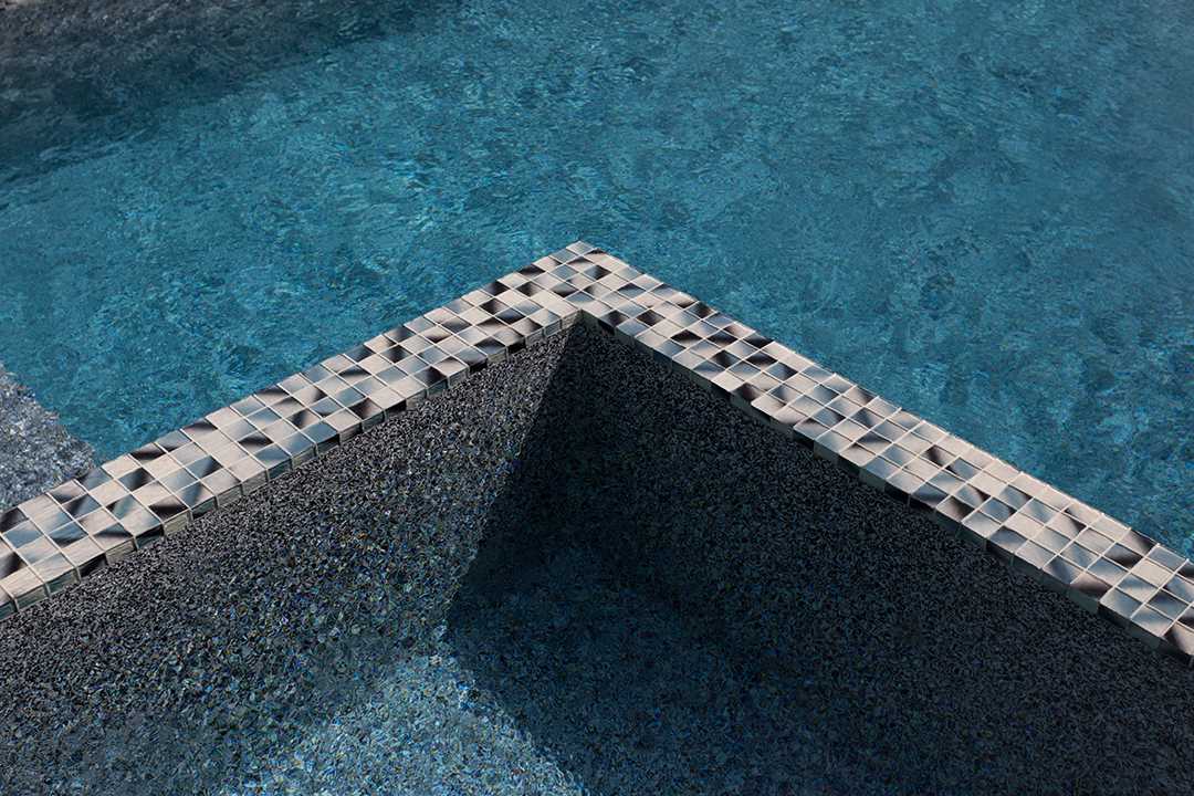 pool finish reflective pearl